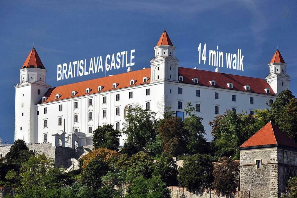 Charming Apartment In Paradise Called Bratislava Exterior photo